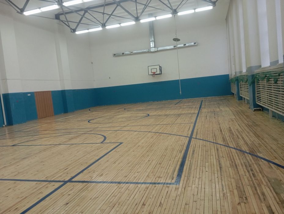 Плотник /шлифовка и укладка полов .