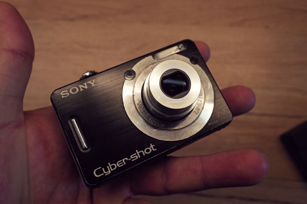 Aparat foto Sony Cyber Shot W55 Compact Digital instagram CCD card