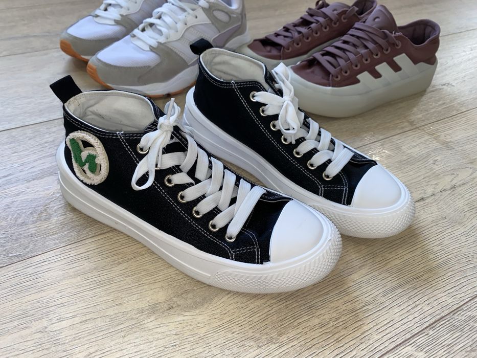 Маратонки Adidas