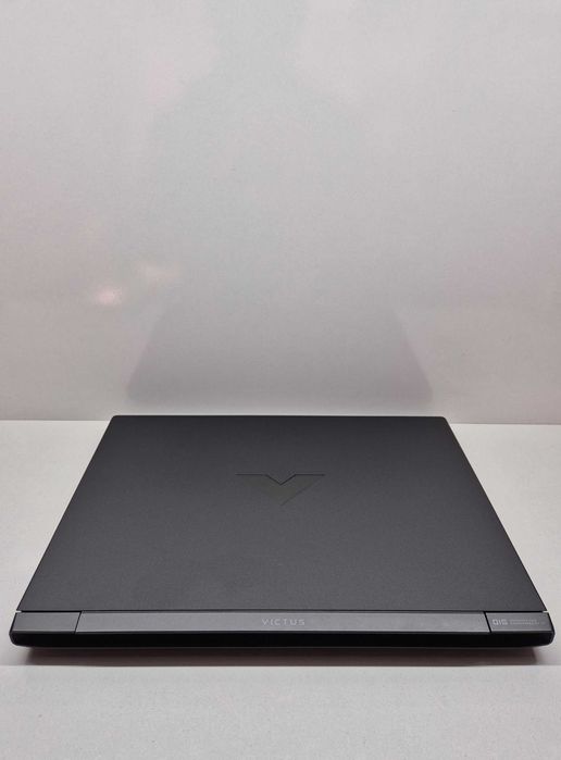 HP Victus Core i5-12450H  8/512gb  GTX 1650 4GB