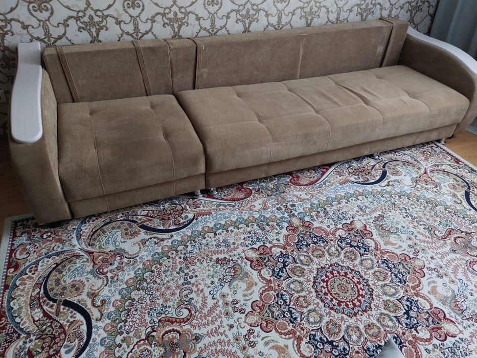Продам диван срочно в хорошем состоянии