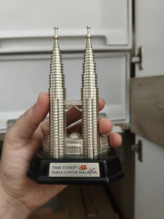 Статуэтка с Малайзии