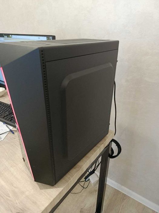 Продам корпус системного блока AeroCool