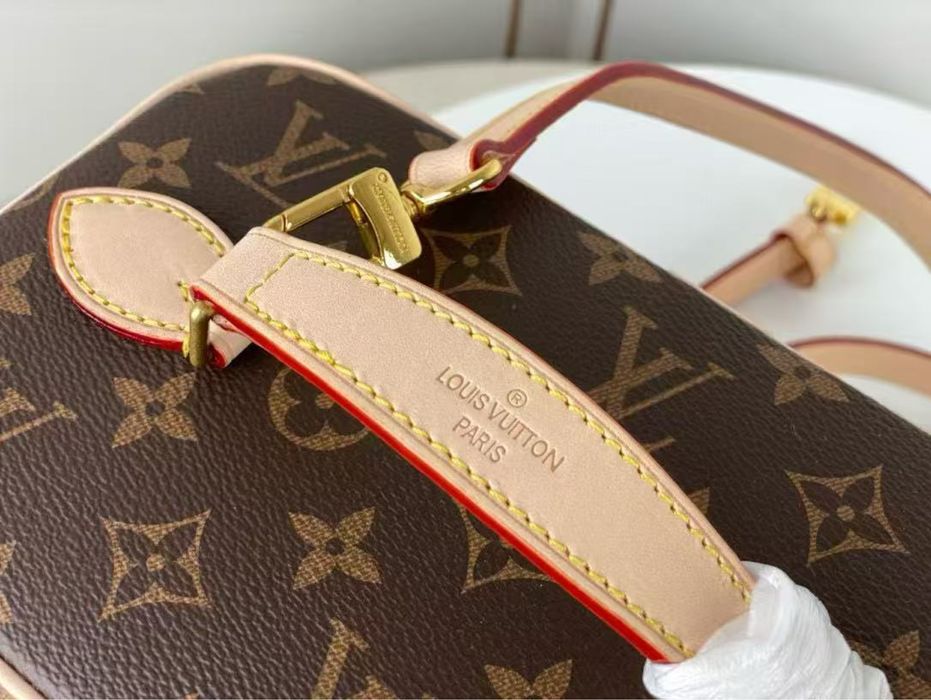 Сумка косметичка LV Louis Vuitton