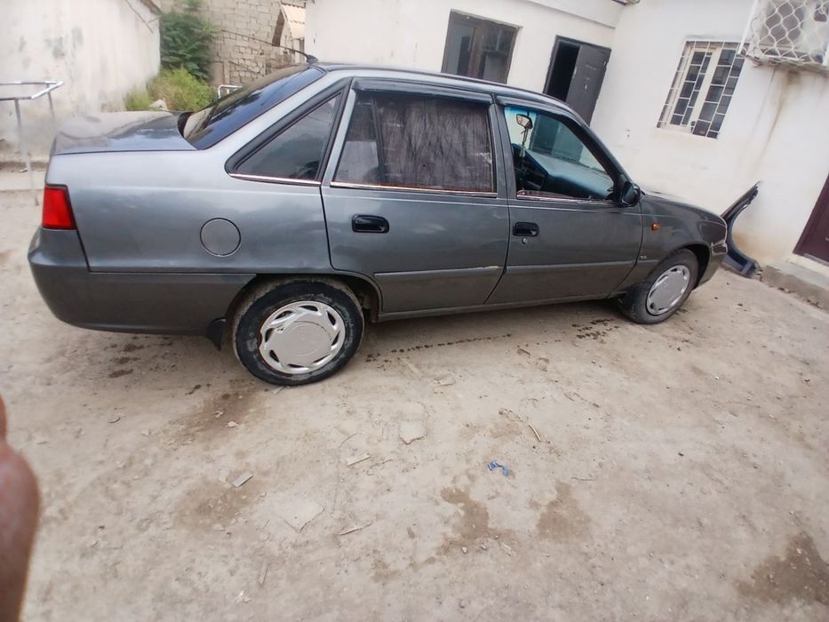 Nexia 2 2015 holati yaxshi