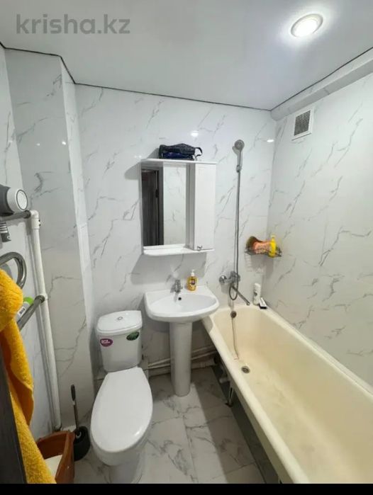 Продам  2 х ком квартиру