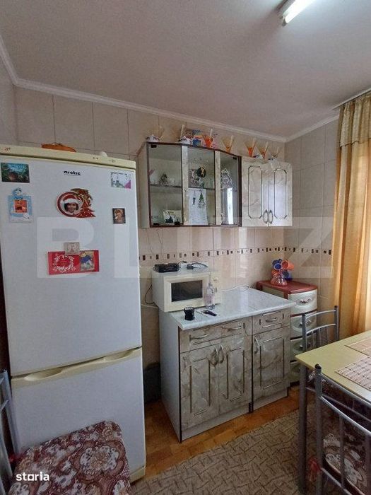 Apartament 3 camere, 63 mp, zona Micro III