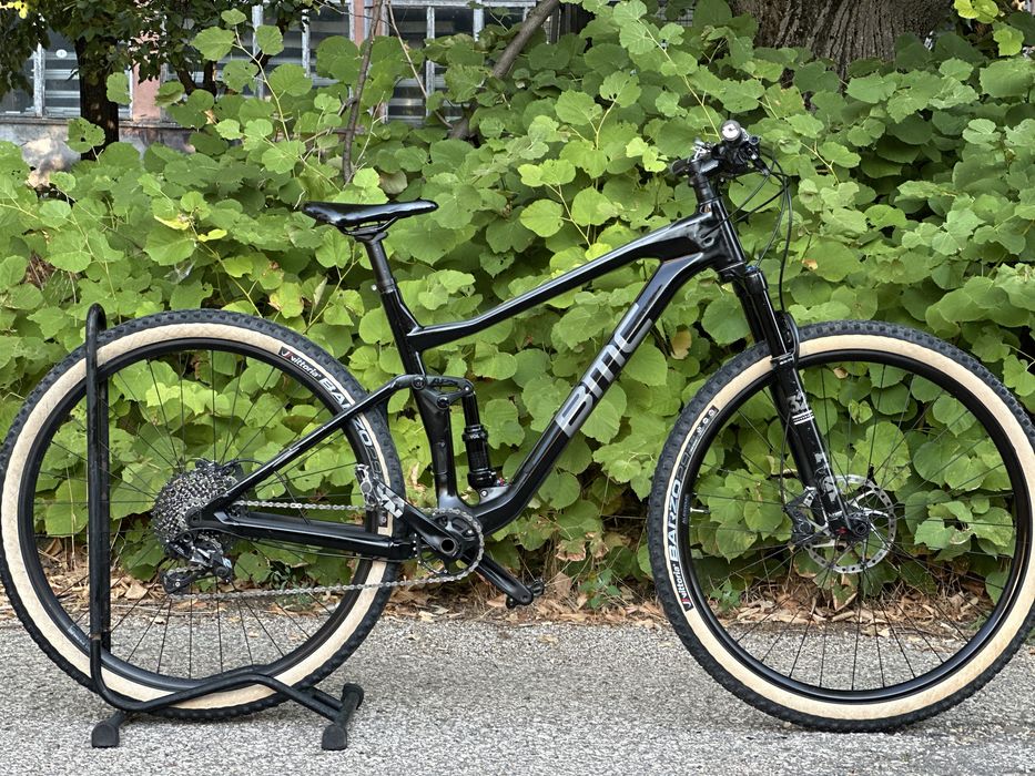 Карбонов велосипед BMC Agonist 02 29”