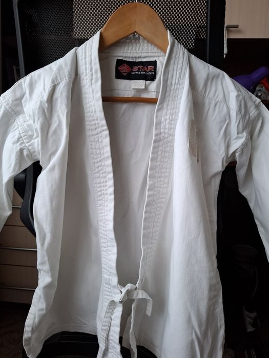 Кимоно.В отличном состоянии.