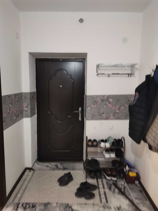 Tez va arzon 3 xonali uy sotuvda  6 mik. OASIS MARKET oldida