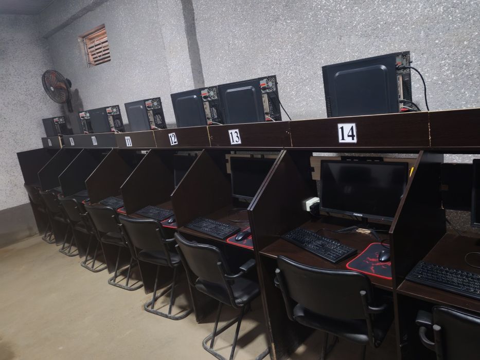 Kampyutir sotiladi 16 ta