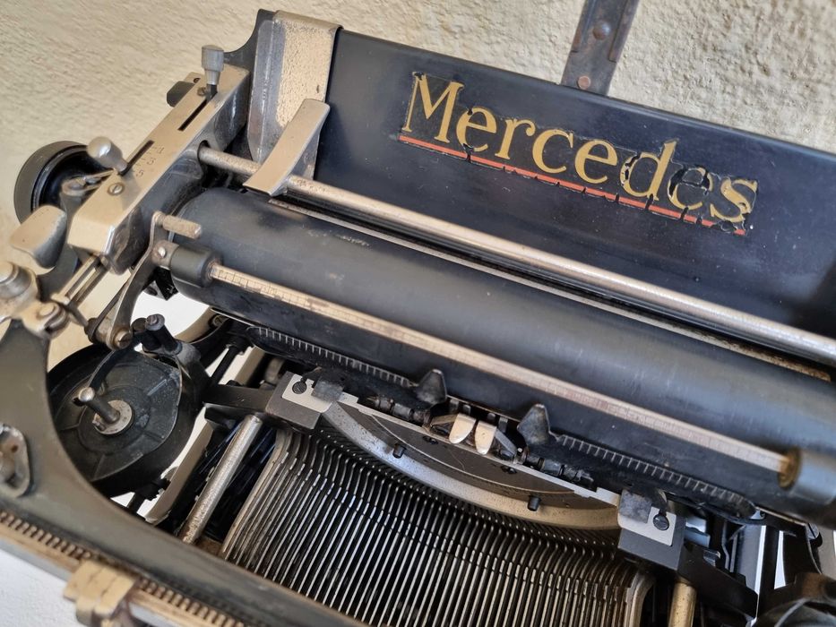 Masina de scris veche, Mercedes, model rar