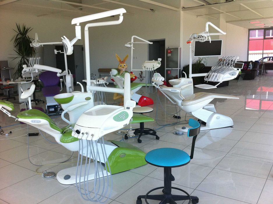 Нови български дентални юнити Анвита директно от производител