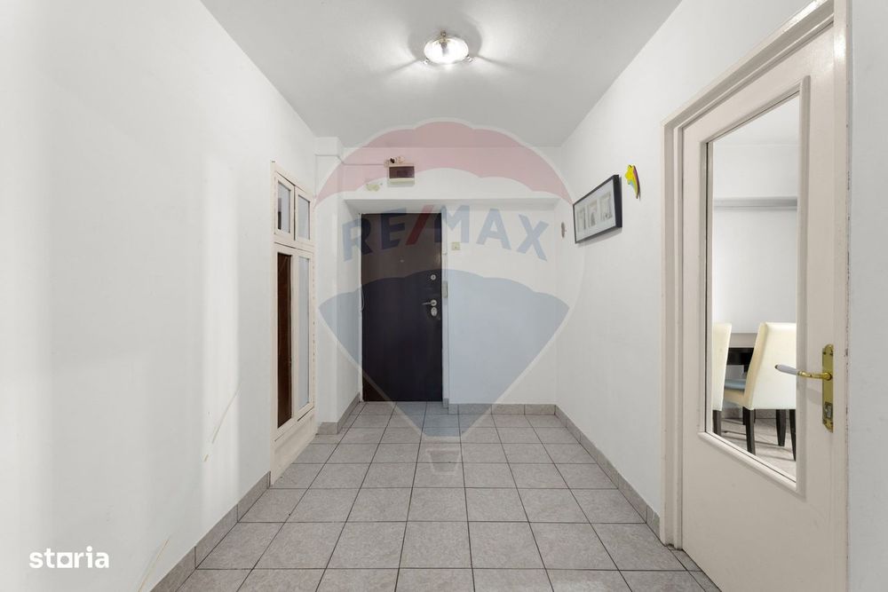 Apartament cu două camere de vânzare - zona Centrală