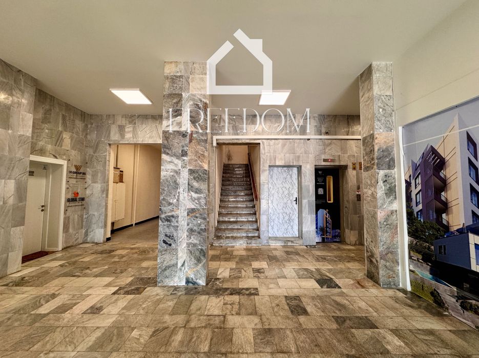 Продава се Офис в Варна, Център - 87 кв.м за 1900 €/кв.м - Снимка #7