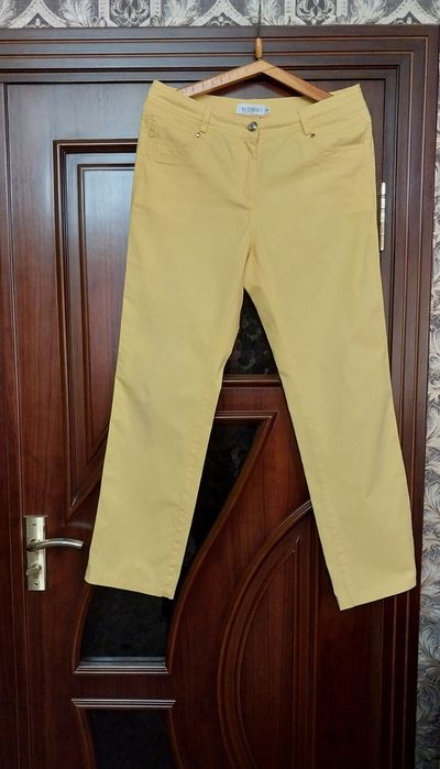 Женские джинсы-брюки летние