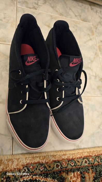 Vand ghete nike in stare buna marime 45