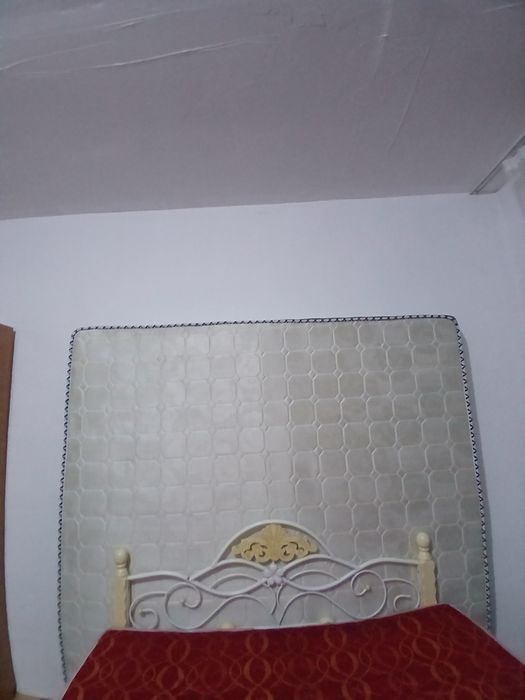 Матрас              .