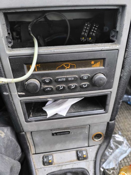 Opel Astra Astra 2.2 DTI (125 Hp) BERTONE