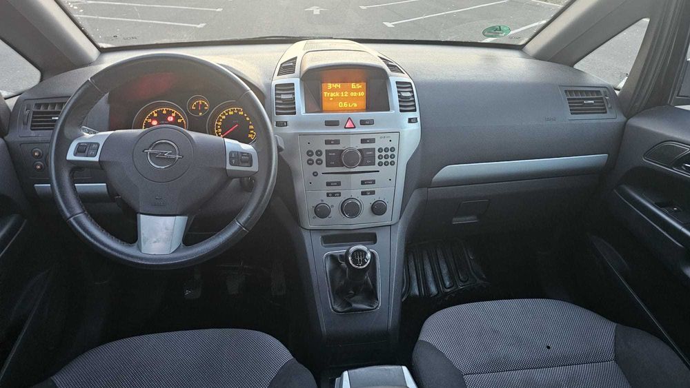 Opel Zafira Facelift 2009 • 1.6 Benzină • 7 Locuri • Km reali •