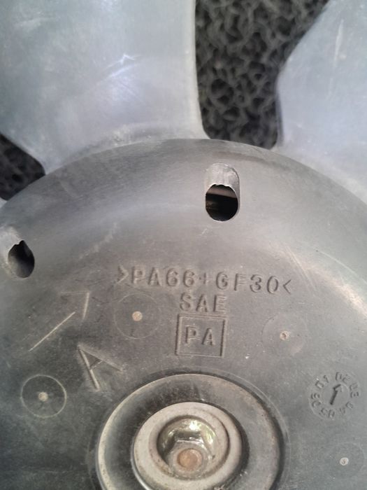 Диффузор моторчик Мазда мпв