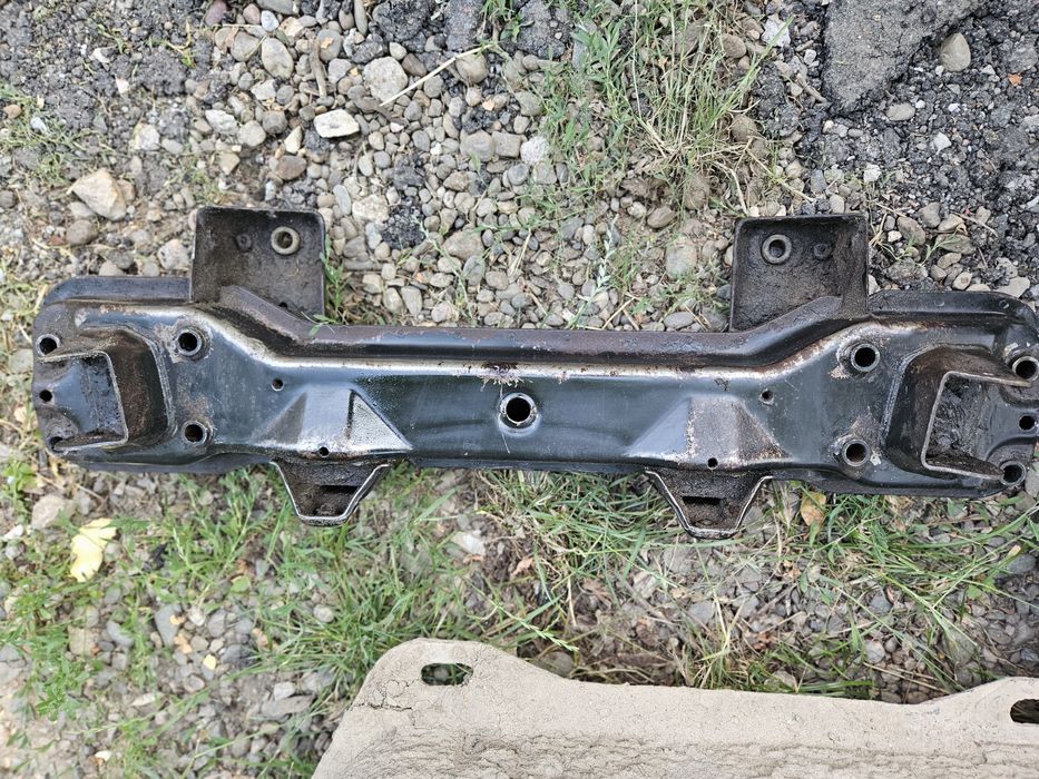 Traversa jug trager suzuki grand vitara 1998-2005