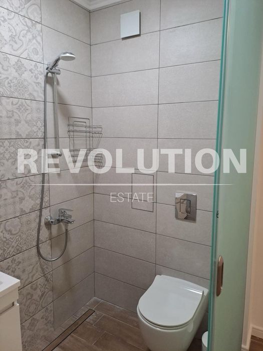 Дава се под наем Четиристаен апартамент в Пловдив, Мараша - 120 кв.м за 550 € - Снимка #10