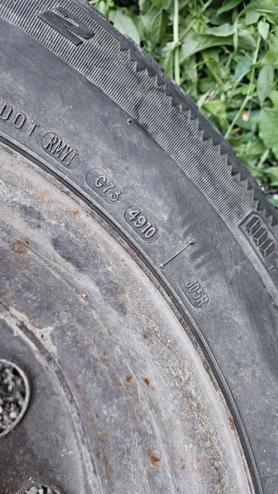 Джанти 15 5х139.7 с гуми 205 70 15