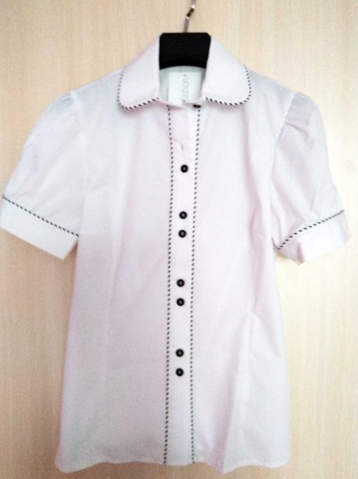 Риза Ivonne Fashion нова с етикет