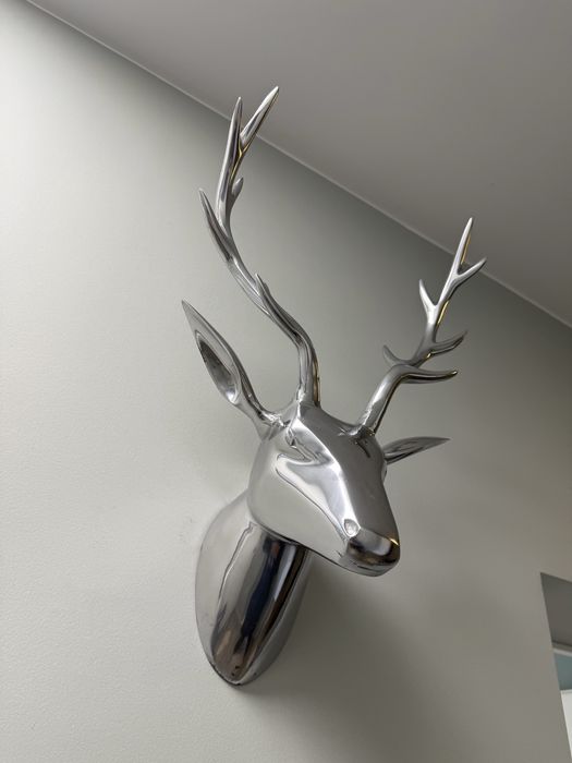 Скулптура на елен / 80-те