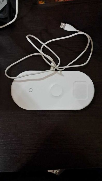Продам Оригинал беспроводную зарядку iPhone