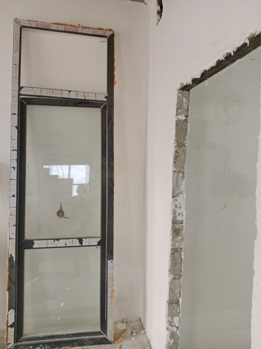 Пластик Терезе есиктер