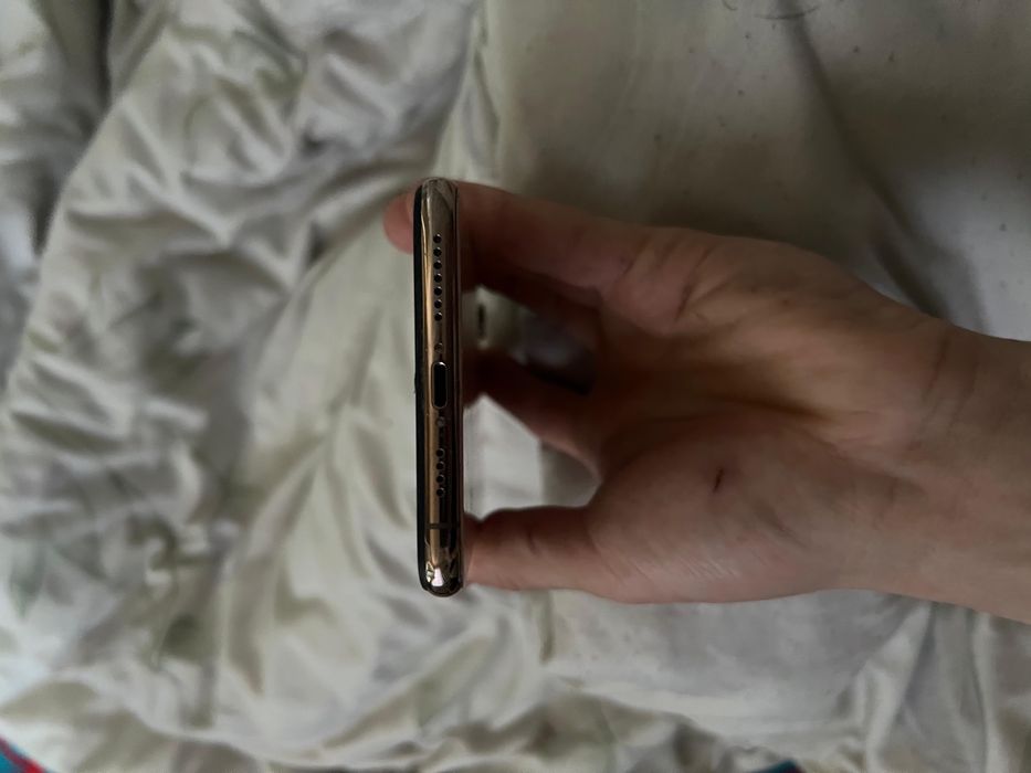 Iphone Xs Max 256гб oppo a72 128гб