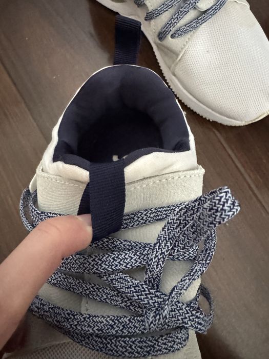 Adidasi Asics marimea 37