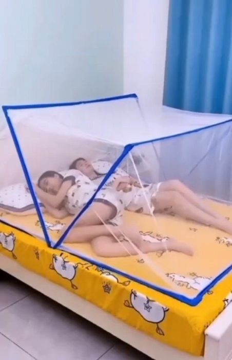 В наличии накомарник (пашшахона) с размерам 190×170.