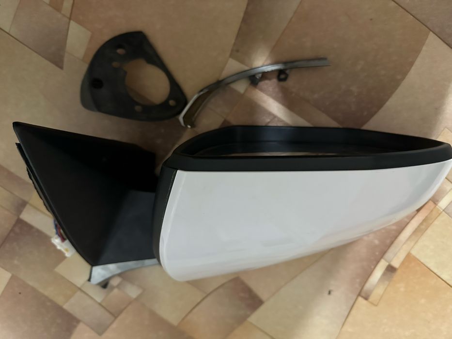 Зеркало на Tucson 2024