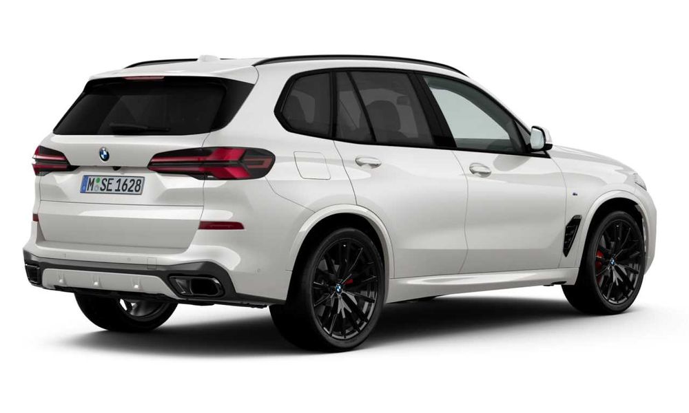BMW X5 xDrive40i Средняя комплектация в наличии