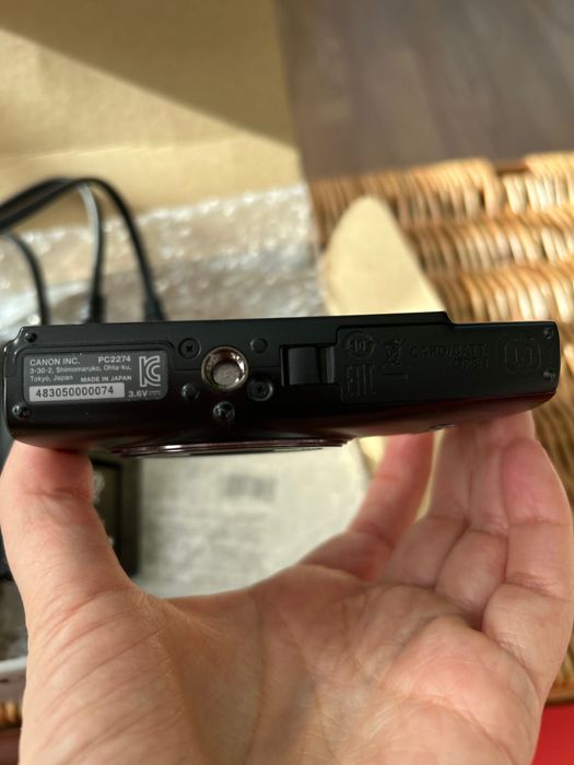 Canon IXUS 285 HS – folosit puțin, kit complet