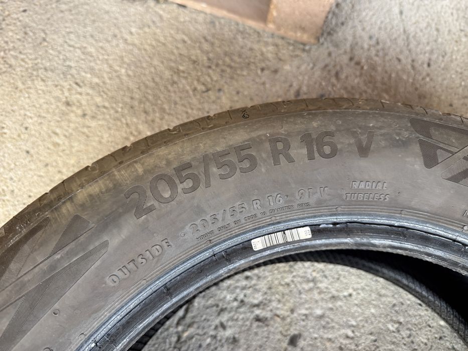2бр. Летни Гуми 205/55R/16 -CONTINENTAL- DOT:0419- 4.0мм. *20€ за 2бр*