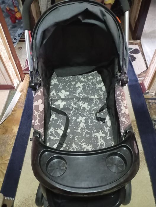 Каляска сотилади