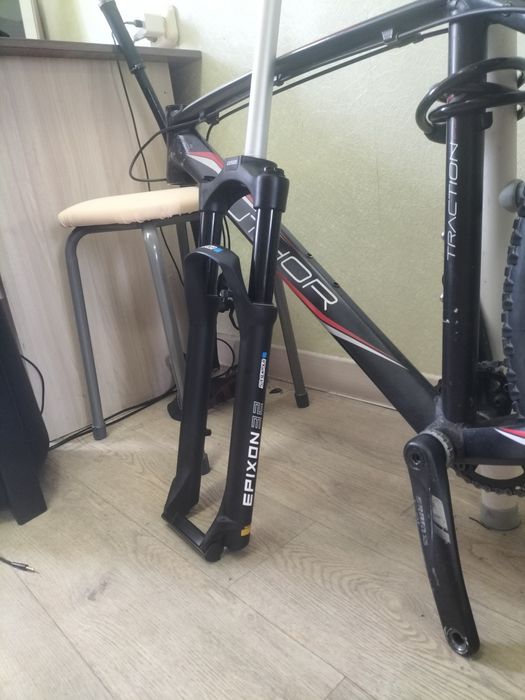 Продам вилку sr suntour epixon 27 5 срочно