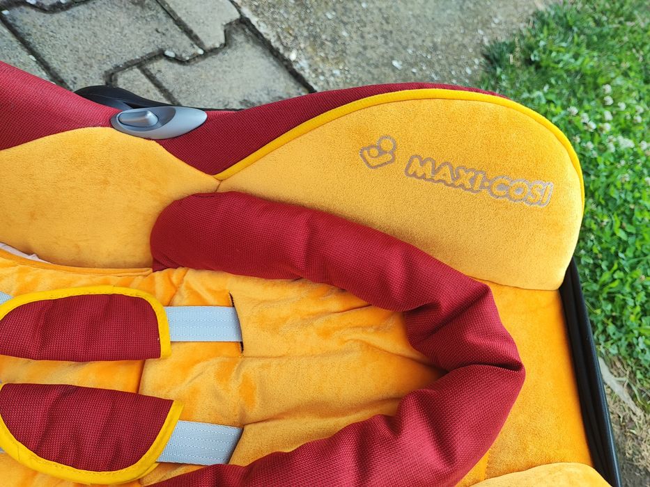 Scoica maxi cosi nu cybex baza easyfix cu isofix