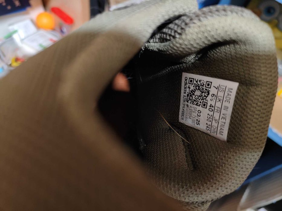 Много запазени маратонки Adidas Terrex