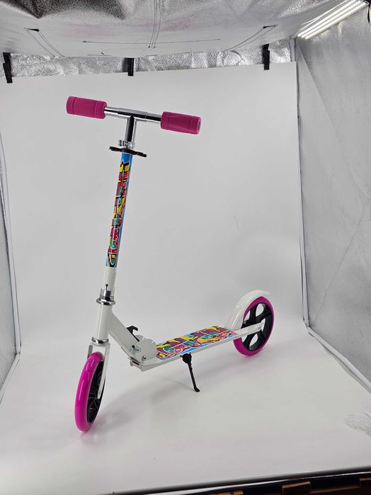 Тротинетка детска сгъваема скутер scooter бяло розово колело триколка