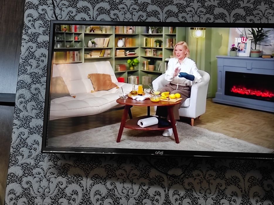 Продам телевизор артель 32 смарт