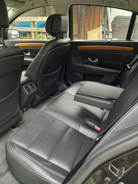 Renault Laguna III 2.0 150кс