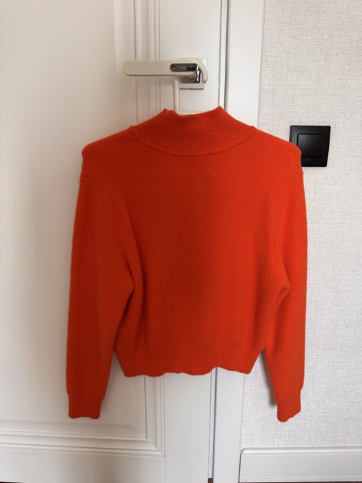 Яркая, стильная кофта. Zara.