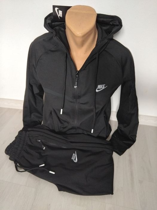 Trening baieti Nike si Adidas!