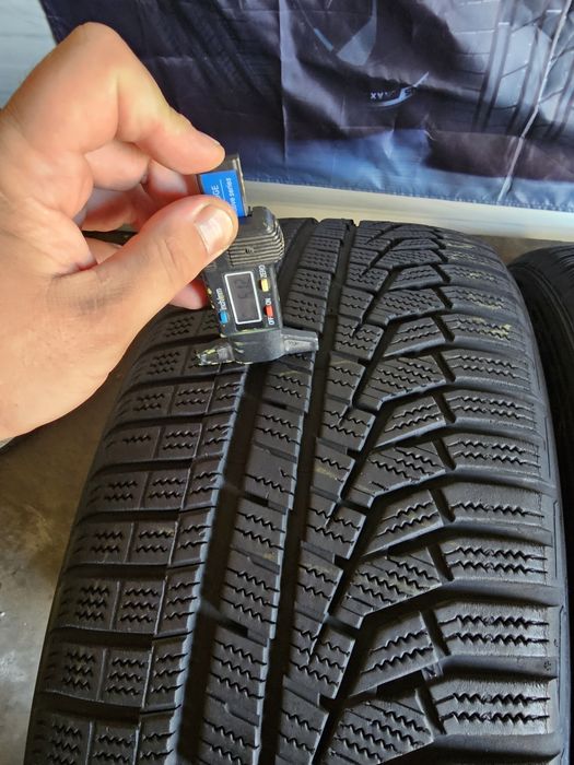 4 anvelope iarna 225 50 17 Hankook 2021 6.2mm