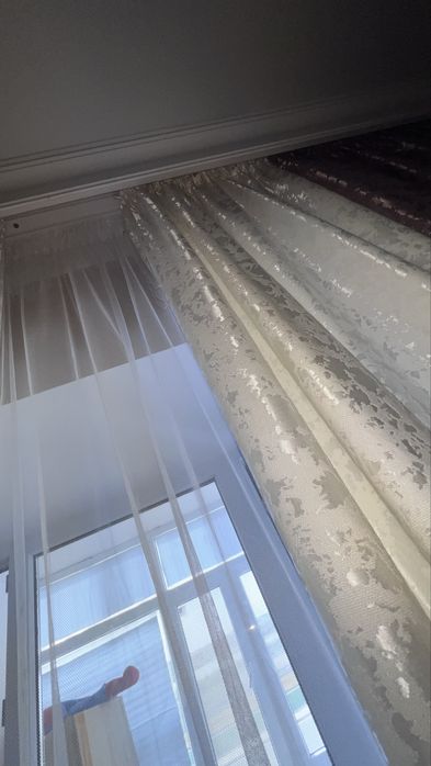 Шторы и тюль продаются